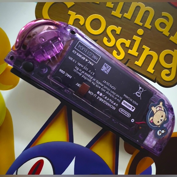 custom joycons - with chrome hot pink buttons & kitty / raspberry joystick cap - Picture 4 of 5